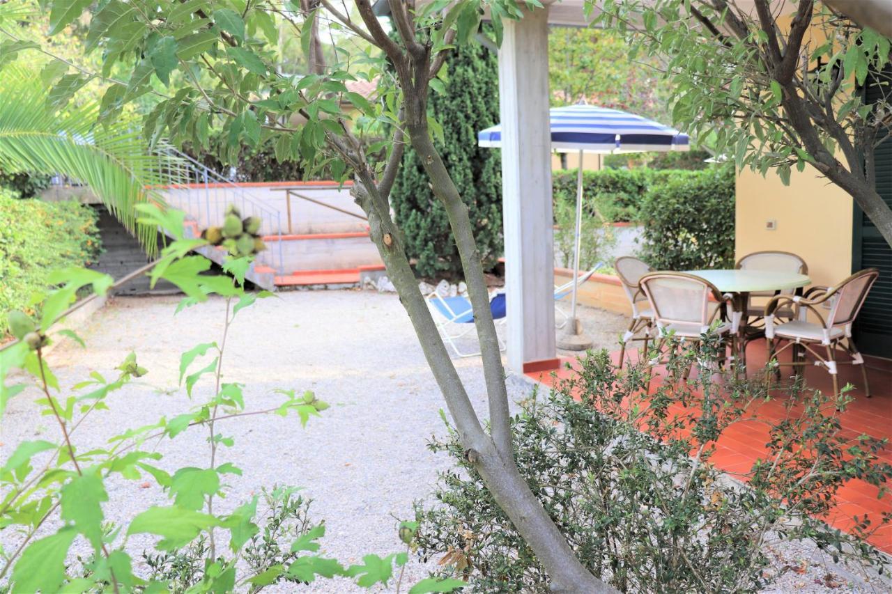 Villa Teresa Porto Azzurro Eksteriør bilde
