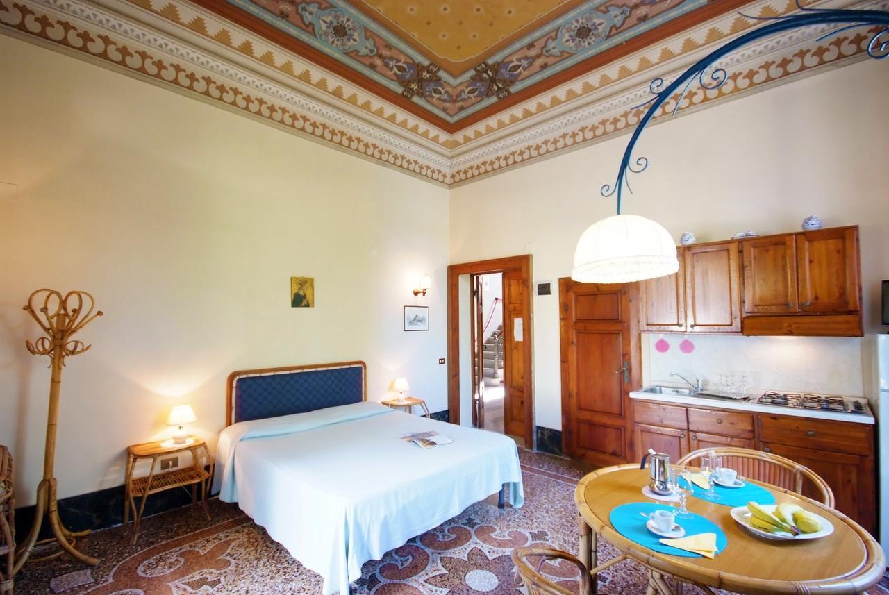 Villa Teresa Porto Azzurro Eksteriør bilde